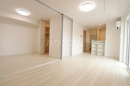 ウエスト・パーク　A 101 1階1LDKのリビング/ダイニング