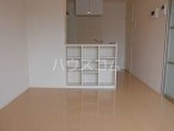 プレジール 1階1LDKのリビング/ダイニング