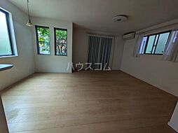 小仲台戸建 1階4LDKのリビング/ダイニング