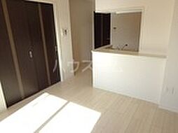 フリージア 1階1LDKのリビング/ダイニング