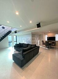 祖師谷1丁目貸家 1 1階3LDKのリビング/ダイニング