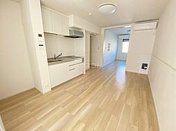 ファインハウスIV 102 1階1LDKのリビング/ダイニング