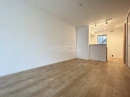 Fontaine 102 1階1LDKのリビング/ダイニング