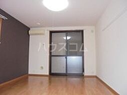 グランアシューレ 101 1階1Kのリビング/ダイニング