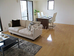 東急田園都市線 宮前平駅 徒歩9分の賃貸マンション 4階4LDKのリビング/ダイニング