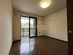 グランドコート 202 2階1Kのリビング/ダイニング