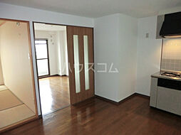 ウォーク羽衣 405 4階3DKのリビング/ダイニング