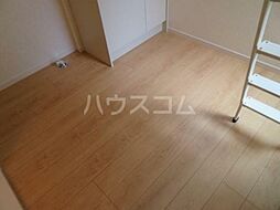 フェリスメリー 104 1階ワンルームのリビング/ダイニング