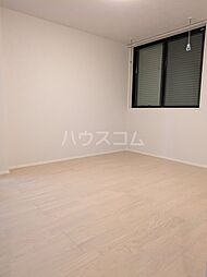 レジデンス新松戸 102 1階ワンルームのリビング/ダイニング