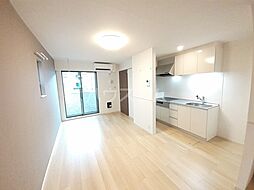 つくばエクスプレス みどりの駅 バス15分 上宿下車 徒歩7分の賃貸アパート 1階1LDKのリビング/ダイニング