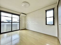 ラムールフォー 2階2DKのリビング/ダイニング