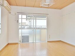 コートシルバー 101 1階1DKのリビング/ダイニング