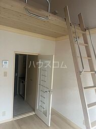 スターホームズ港南V 203 2階1Kのリビング/ダイニング