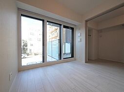 オーパスレジデンス中板橋 501 5階1LDKのリビング/ダイニング