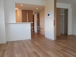 パノラマ南鴨宮 505 5階2LDKのリビング/ダイニング