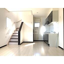 Ｓｔａｎｆｏｒｄ　ｓｑｕａｒｅ D 1階1LDKのリビング/ダイニング