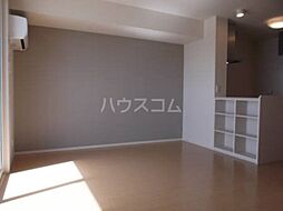 JR武蔵野線 越谷レイクタウン駅 徒歩8分の賃貸アパート 2階1LDKのリビング/ダイニング