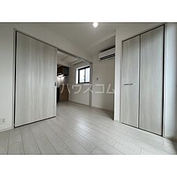 東急目黒線 西小山駅 徒歩13分の賃貸マンション 4階1DKのリビング/ダイニング