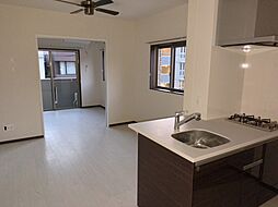 ルイ　ショパン 2階1LDKのリビング/ダイニング