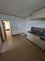 サンパレス越谷 1階2DKのリビング/ダイニング