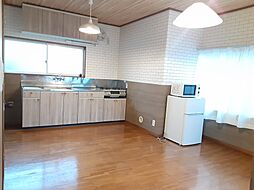 マーガレットハウス 202 2階1LDKのリビング/ダイニング