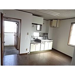 エム・ジャパンコーポ 302 3階2DKのリビング/ダイニング