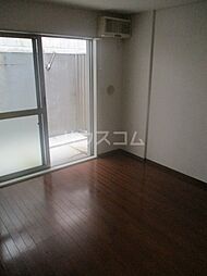 アーク・スクエア 2階1Kのリビング/ダイニング