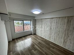 アッソルッソ 208 2階1Kのリビング/ダイニング