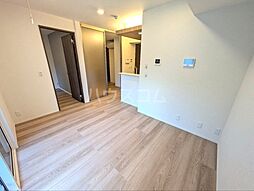 セレスティア西綾瀬 303 3階2LDKのリビング/ダイニング