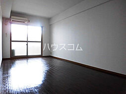 ラッフルズ東山 101 1階1Kのリビング/ダイニング