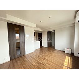 ウェルスクエア祖師ヶ谷大蔵 404 4階2LDKのリビング/ダイニング