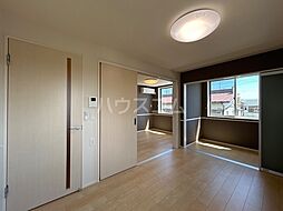 リッチハーベスト III 203 1階1LDKのリビング/ダイニング