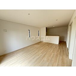 Kolet千葉川戸町　#02 1階4LDKのリビング/ダイニング