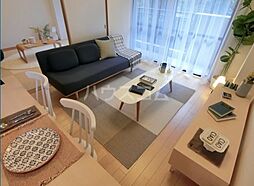 アーバンパーク三ツ池公園　Ｗ棟 205 2階3LDKのリビング/ダイニング