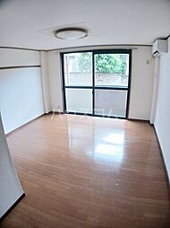 イーストマニ 2-D 2階1Kのリビング/ダイニング