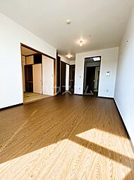 Ｔ’ｓ　ｇａｒｄｅｎ清瀬 804 8階2SLDKのリビング/ダイニング