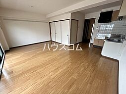 ファミーユ旭 306 3階2LDKのリビング/ダイニング