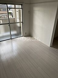 ベルシェ川村 403 4階2LDKのリビング/ダイニング