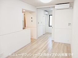 サミュール 105 1階1LDKのリビング/ダイニング