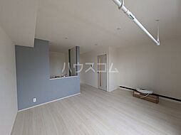 ガレージハウス久喜青毛 104 2階1LDKのリビング/ダイニング