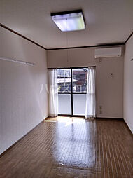 プリンスヒルＣ 102 1階ワンルームのリビング/ダイニング