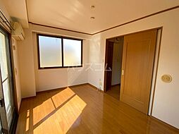 オレンジヒルズ 301 3階1Kのリビング/ダイニング