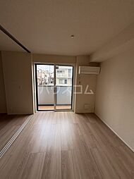 フローラ 101 1階1LDKのリビング/ダイニング