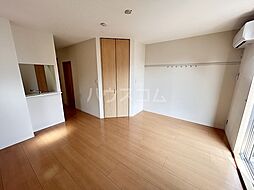 エトワール 205 2階ワンルームのリビング/ダイニング