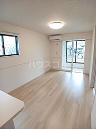 プリムガーデン　II 101 1階1LDKのリビング/ダイニング