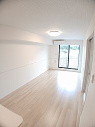 グラン　エース 103 1階1LDKのリビング/ダイニング