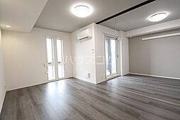 プロスター元山町 301 3階1LDKのリビング/ダイニング