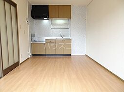 グランドソレイユ　C 2階3DKのリビング/ダイニング