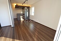 D’s LIEN (ディーズリアン)　C 302 3階2LDKのリビング/ダイニング