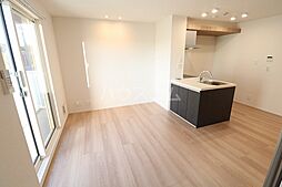 D’s LIEN (ディーズリアン)　D 203 2階2LDKのリビング/ダイニング